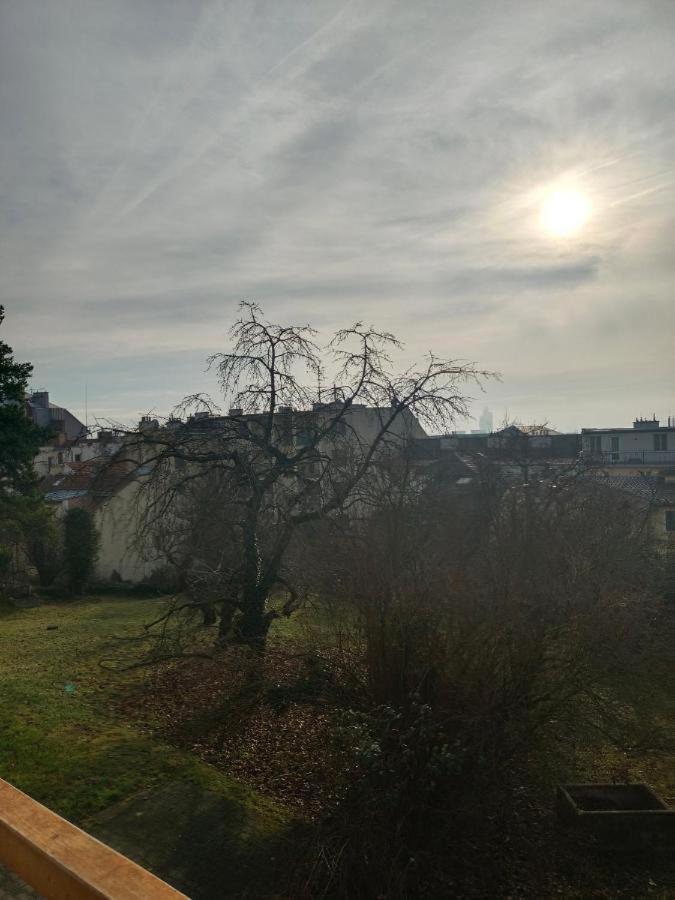 Byt S Terasou A Zahradou Brno Exteriér fotografie